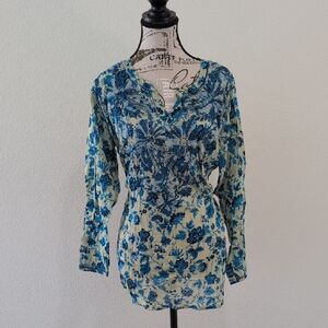 Dolma Floral Blue and Cream Women's Top